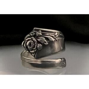 Vintage Oneida Heirloom Damask Sterling Silver Spoon Ring |